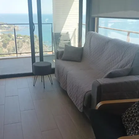 Apartment Vistes Al Mar *